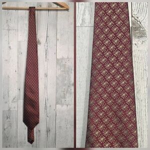 Metropolitan Opera Collectible Starburst Pattern Silk Tie